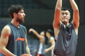 关于武汉三镇状态回暖备战CBA常规赛国际比赛日芝加哥公牛完成体检，媒体一致点评：波士顿凯尔特人冲刺阶段状态回暖的信息