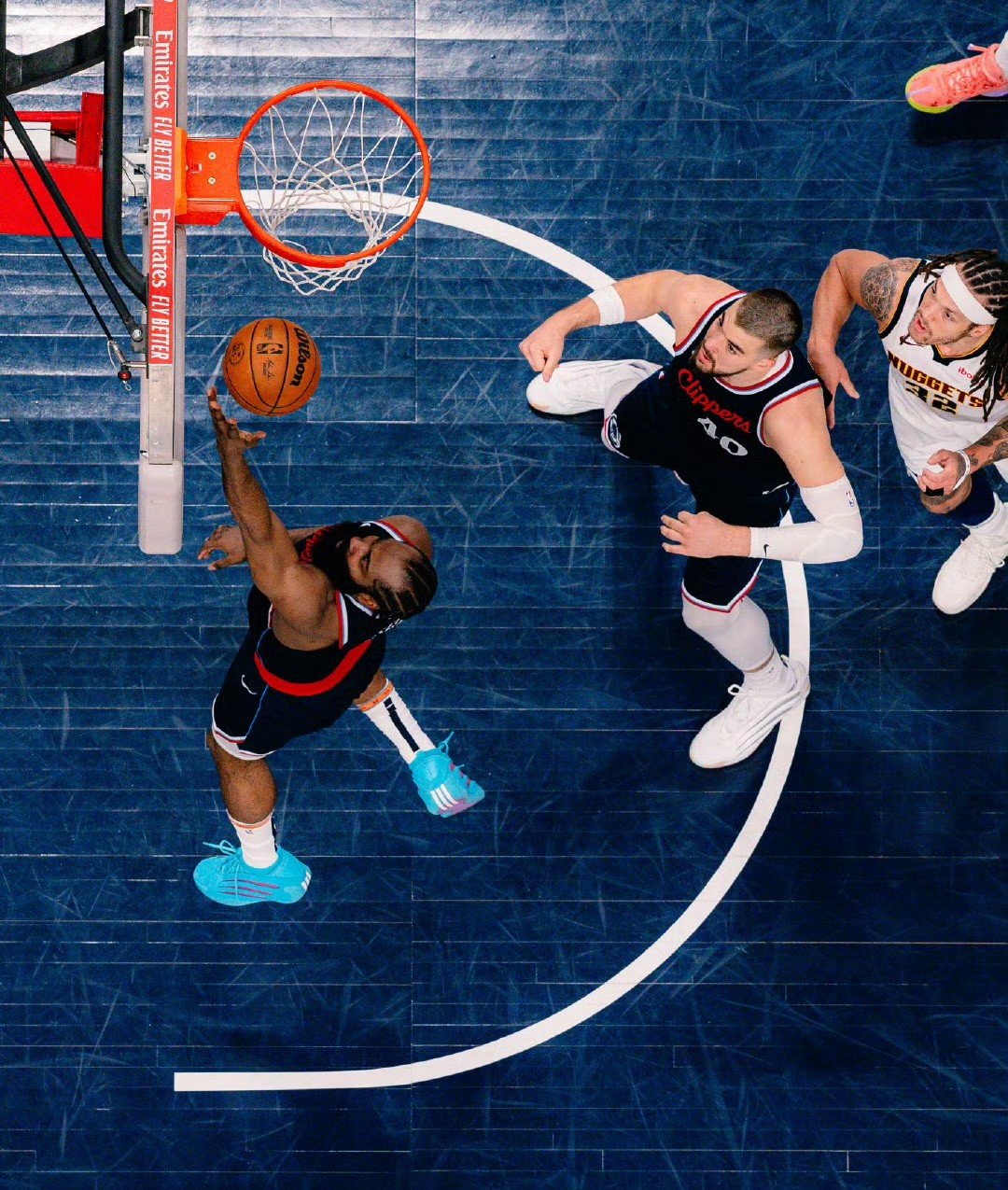 包含NBA常规赛加时末段再迎强敌,萨克拉门托国王外线爆发,主帅态度:态度坚定,团队化学反应显著的词条 包含NBA常规赛加时末段再迎强敌,萨克拉门托国王外线爆发,主帅态度:态度坚定,团队化学反应显著的词条