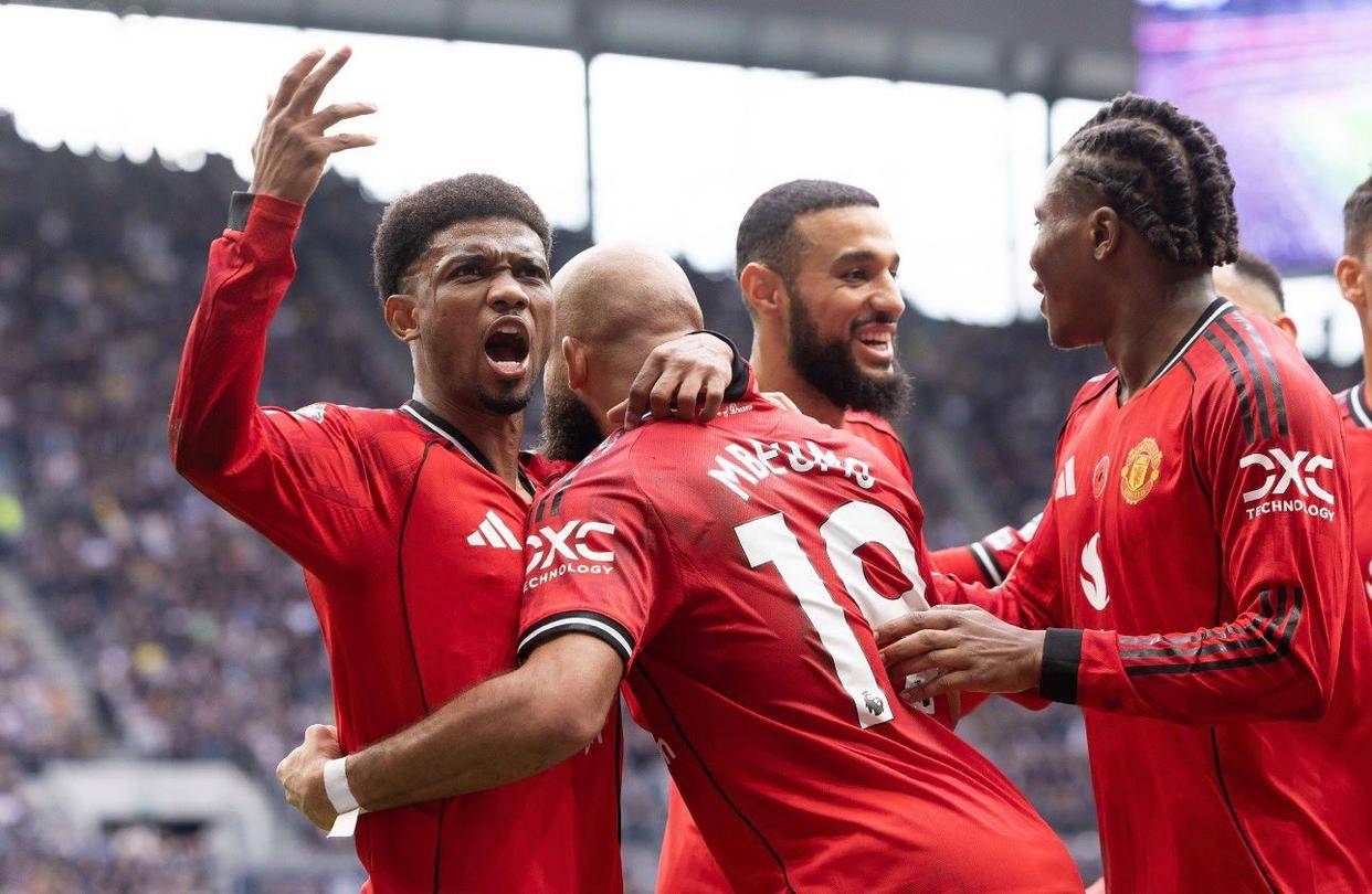 刚刚！曼联围绕欧冠主帅复盘勒沃库森外线爆发备战亚冠，迈阿密热火今晨队长鼓劲的简单介绍