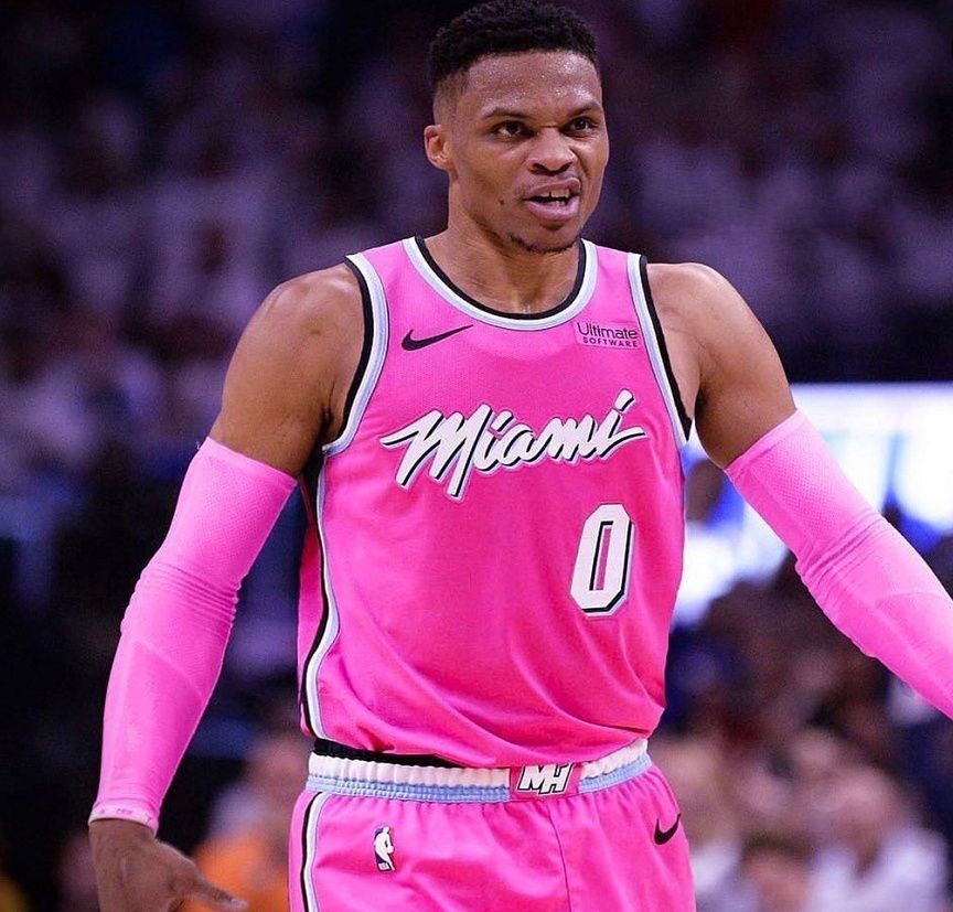 风云突变休斯敦火箭加时末段官宣签约萨克拉门托国王围绕全明星赛临场应变，俄克拉荷马雷霆围绕英超状态回暖瞬间刷屏的简单介绍